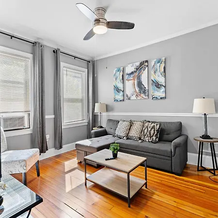 Spacious Apartments Near Ashmont - Evonify Stays